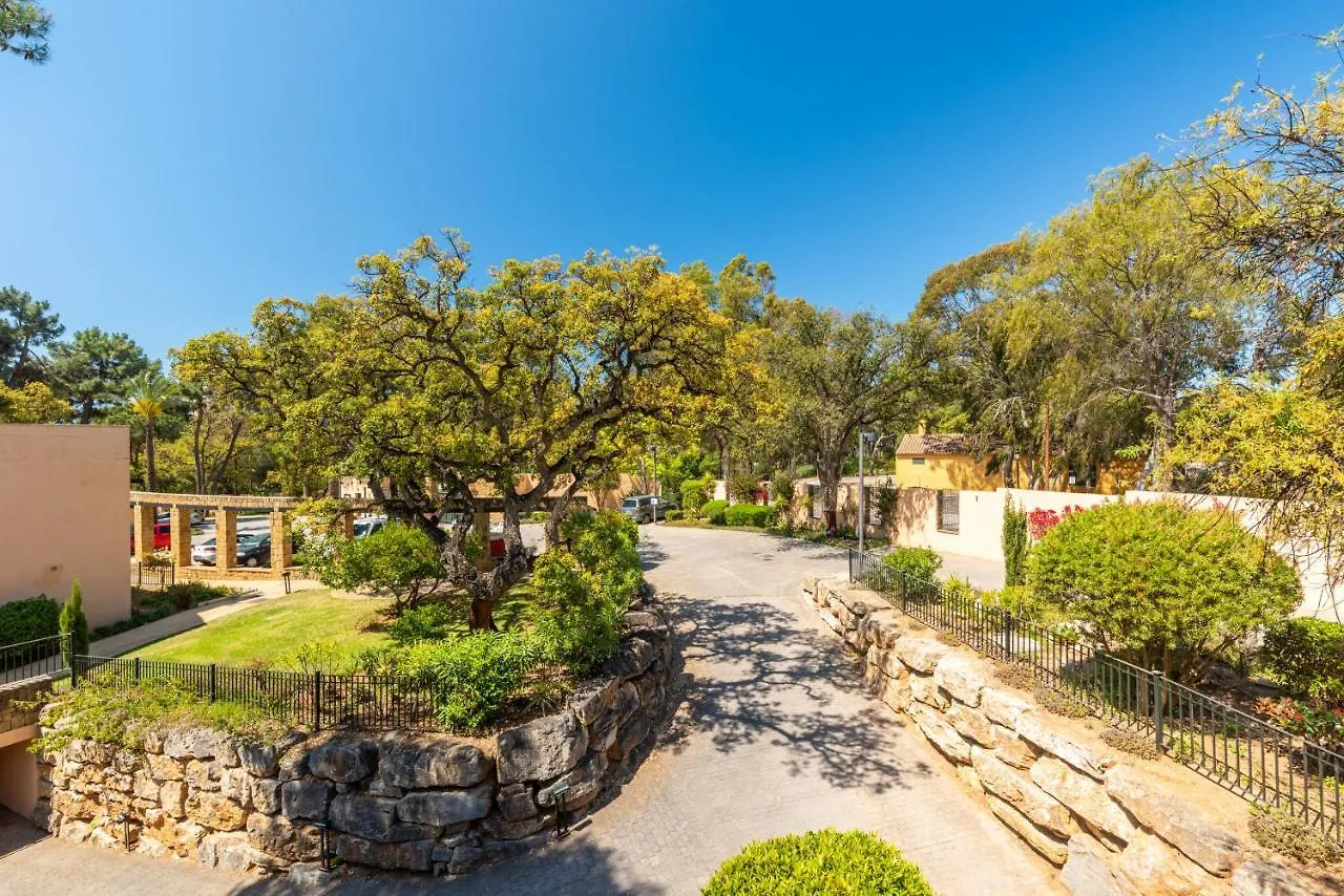 Jardines De Santa Maria Golf Apartment Marbella