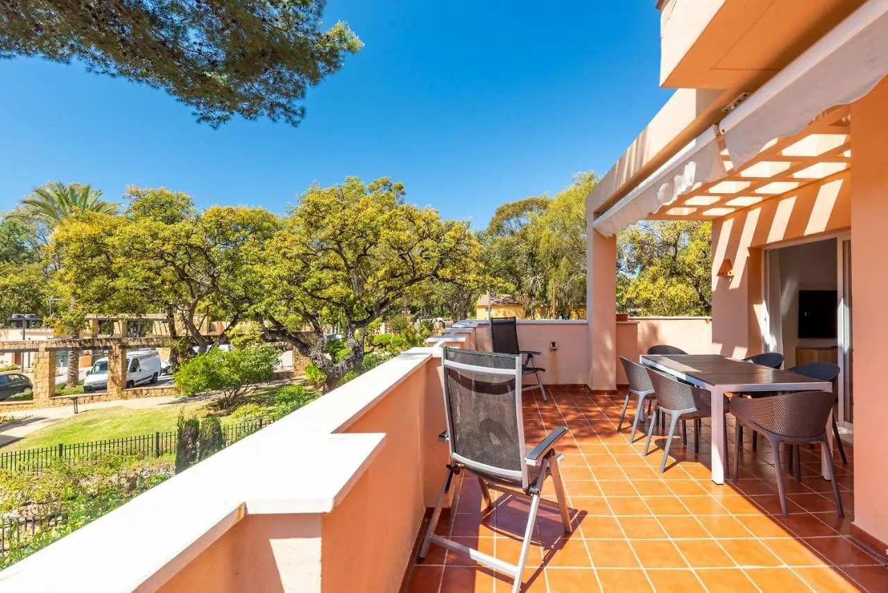 Jardines De Santa Maria Golf Apartment Marbella